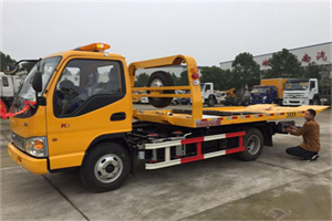 秦皇岛哪里有拖车服务